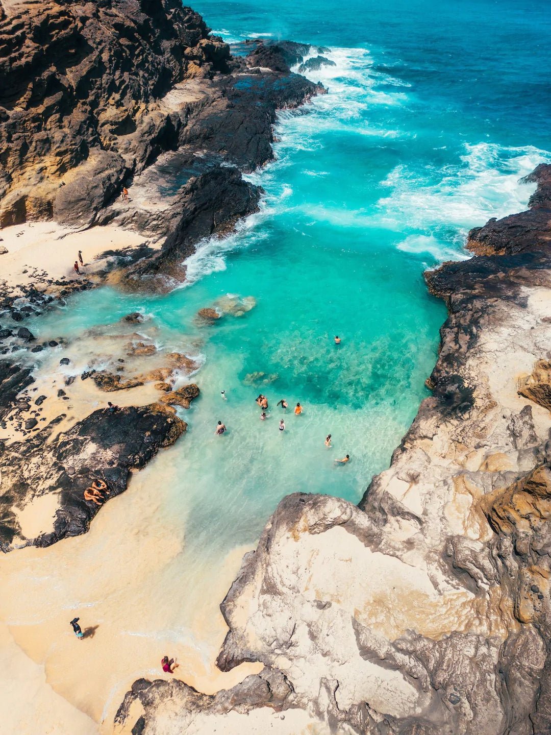 Halona Beach Cove Hawaii II - Peter Yan Studio