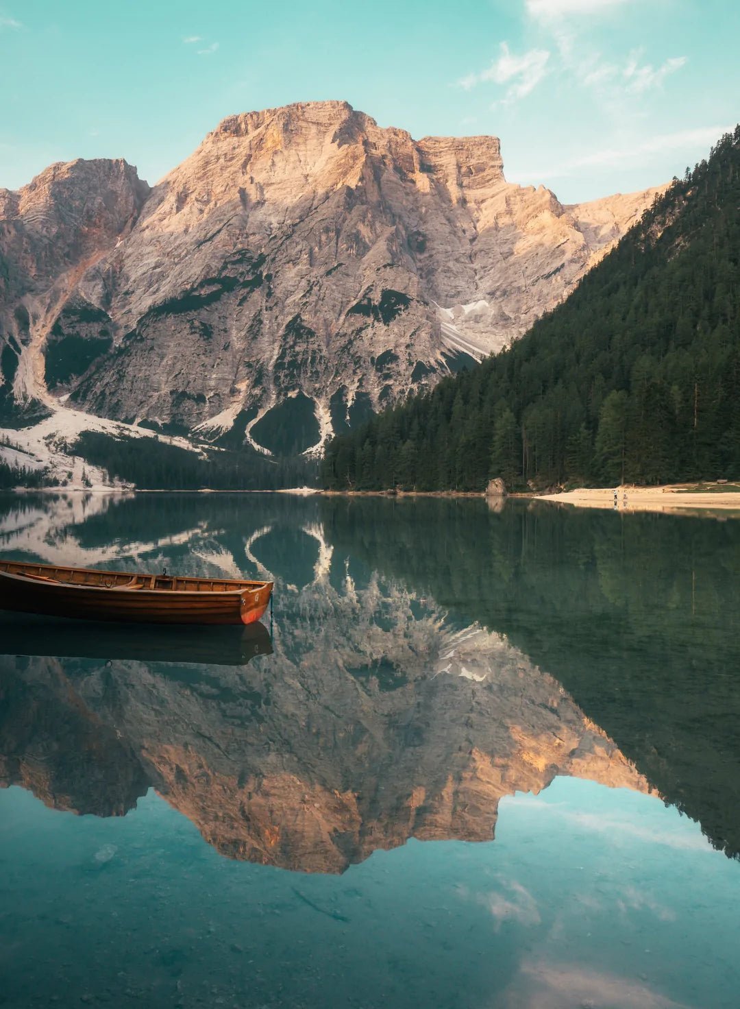 Lago Di Braies Reflection - Peter Yan Studio