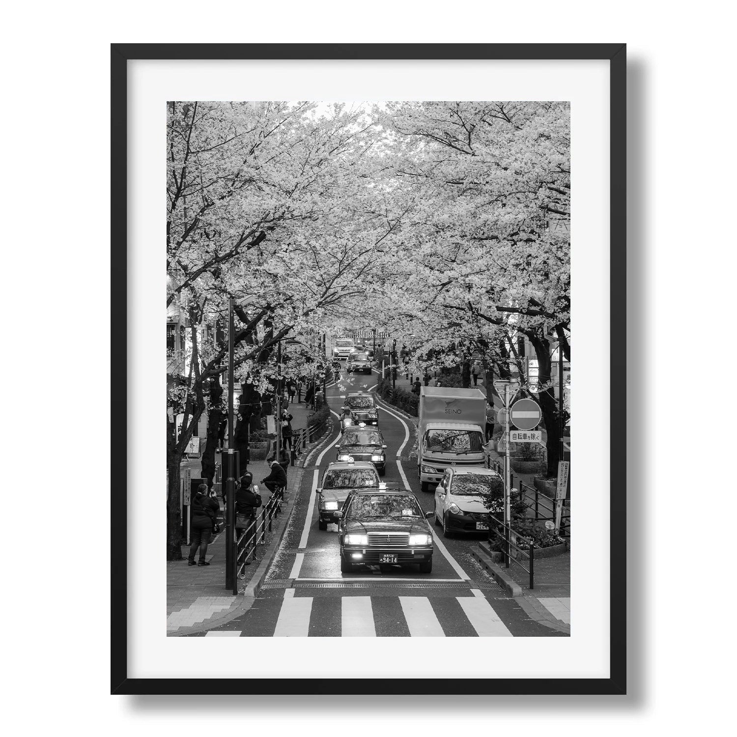 Tokyo Taxis in Black & White - Peter Yan Studio