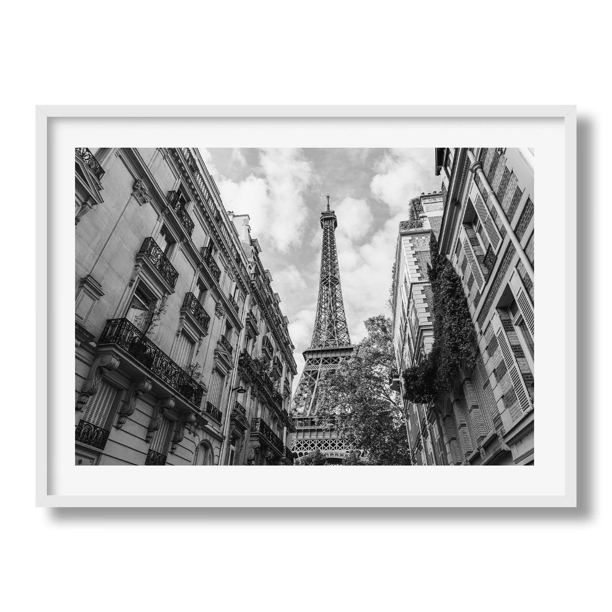 Eiffel Between the Streets