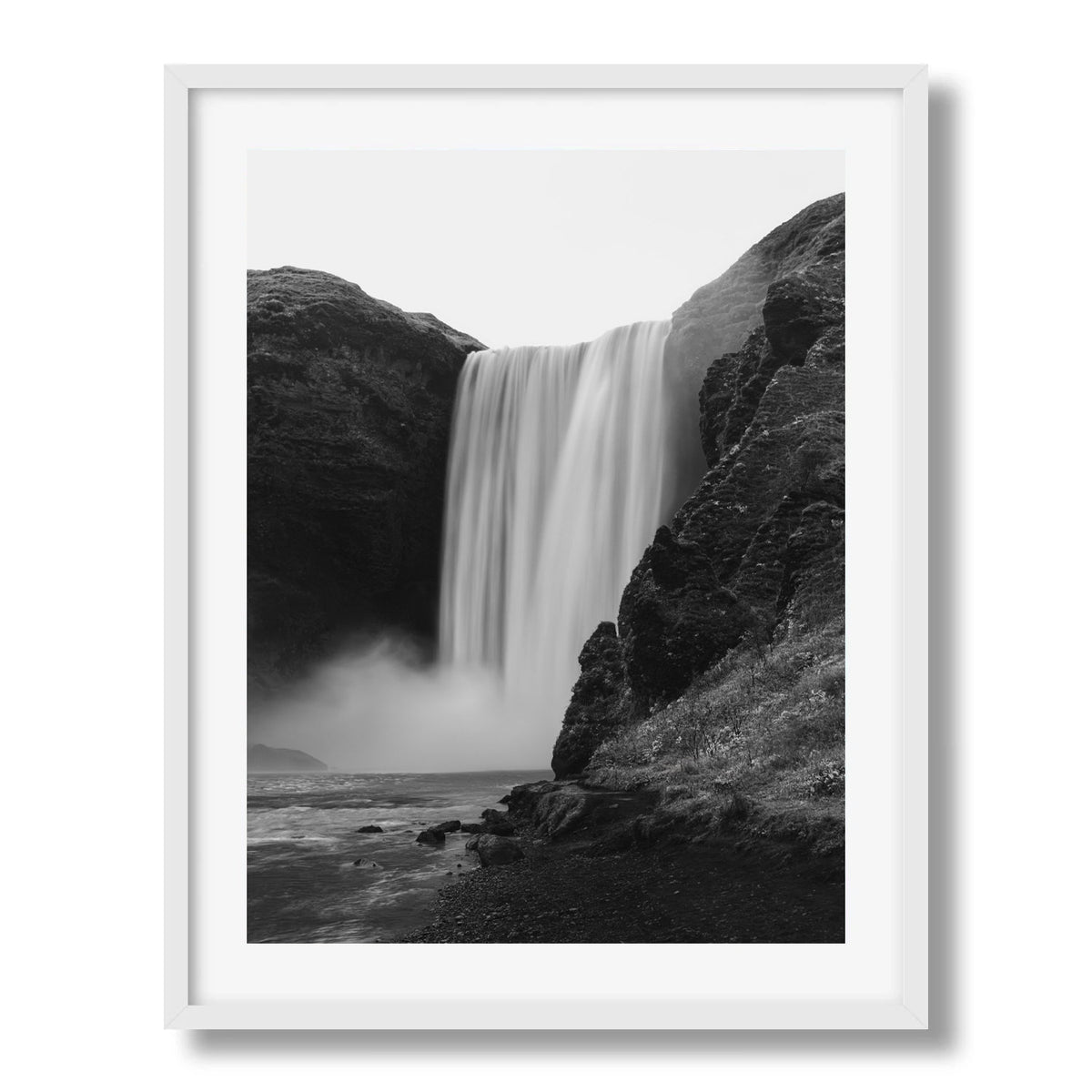 Skógafoss in Black and White