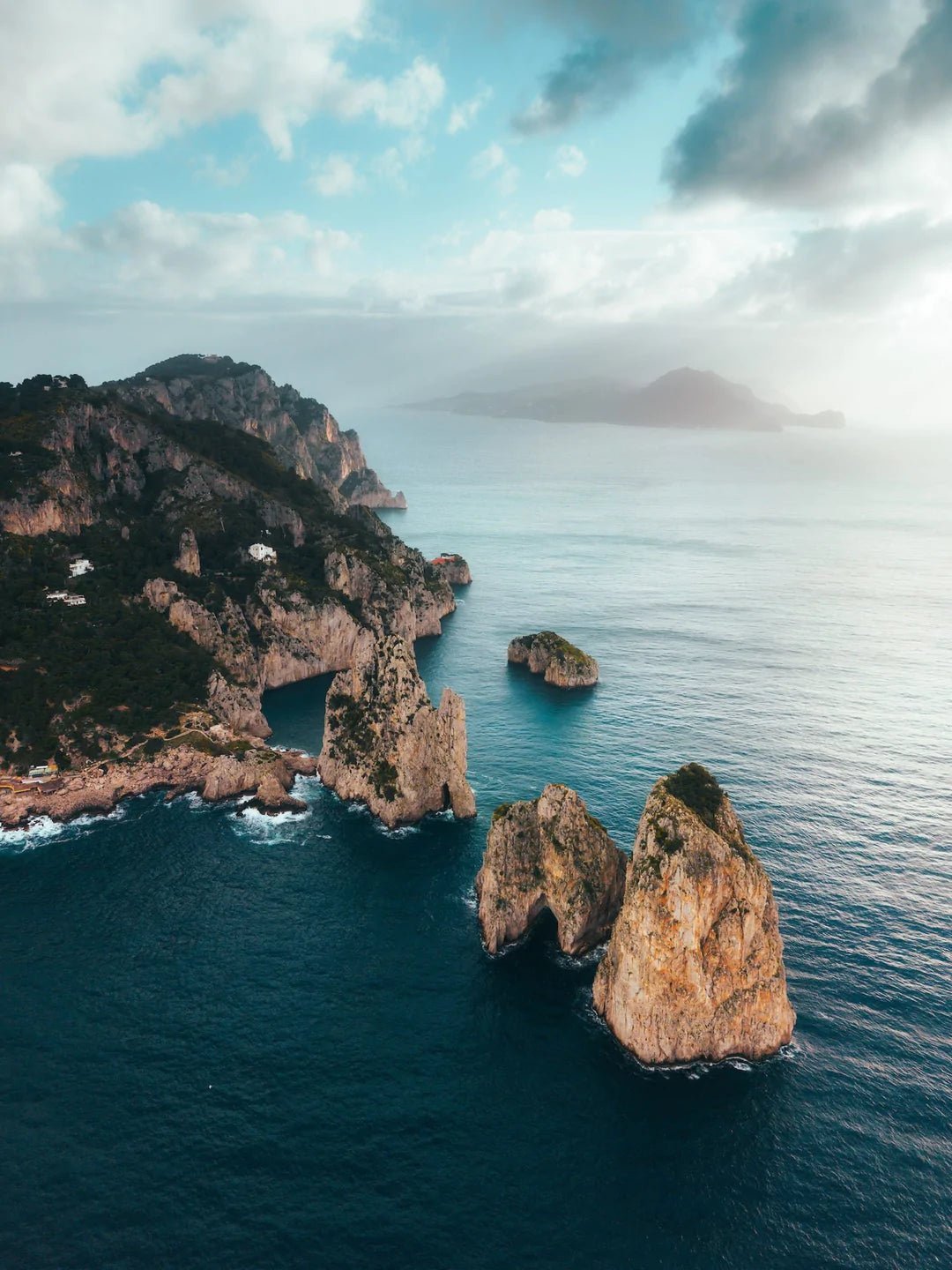 Faraglioni Di Capri - Peter Yan Studio