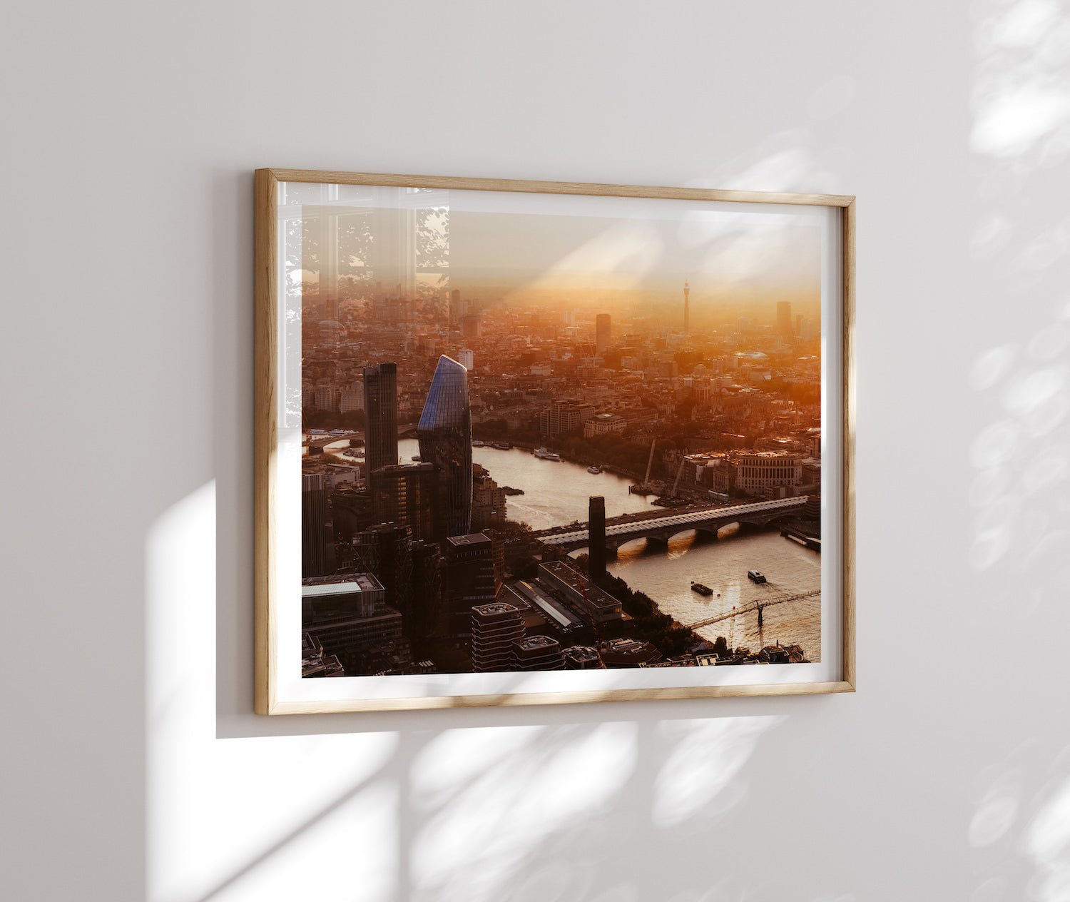 London Glow - Peter Yan Studio Framed Photo Print Wall Art
