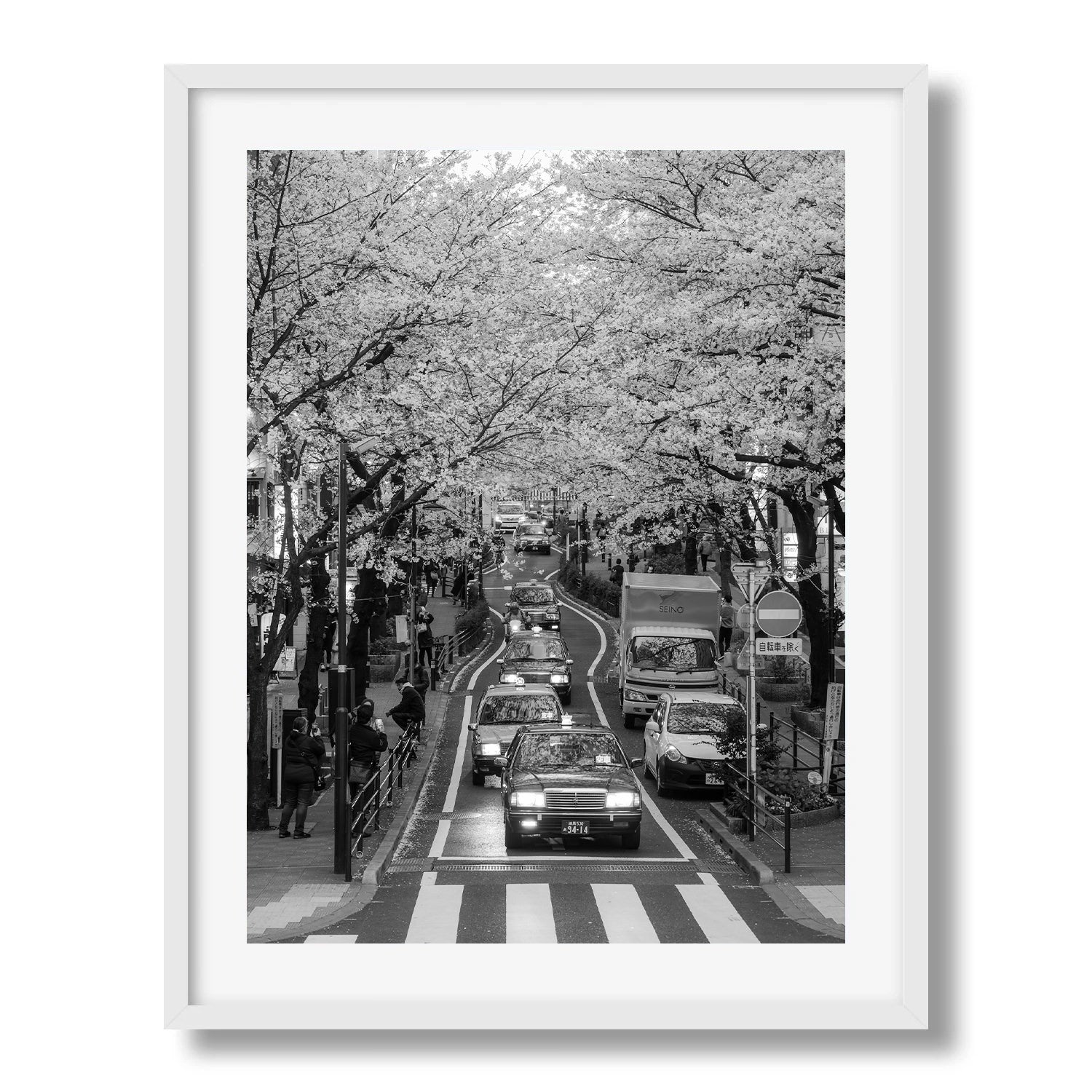 Tokyo Taxis in Black & White - Peter Yan Studio
